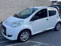 Blanc Occasion 2011 Citroën C1 Attraction Citadine | 1 400 € (Prix juste)