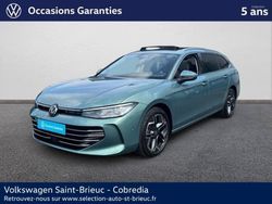 Vert Utilisé 2024 VW Passat Elegance | 39 880 € (Prix cher)