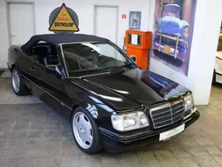 Noir Utilisé 1995 Mercedes E320 Cabriolet | 37 580 €