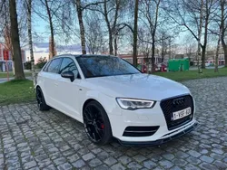 Blanc Utilisé 2014 Audi A3 Sportback S-Line Berline | 14 000 €