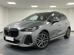 Gris Utilisé 2023 BMW 225 M Sport Monospace | 36 800 € (Prix juste)