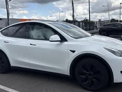 Utilisé 2024 Tesla Model Y Standard Range SUV | 32 990 € (Bon prix)