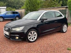 Noir Utilisé 2011 Audi A1 Ambition Citadine | 7 990 € (Prix assez cher)