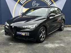 Noir Utilisé 2023 Alfa Romeo Stelvio Sprint SUV | 36 490 € (Prix juste)