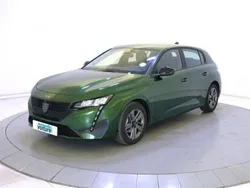Vert Utilisé 2024 Peugeot 308 Active Berline | 22 980 € (Prix juste)