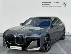 Gris Utilisé 2022 BMW i7 M Sport Berline | 114 900 € (Prix juste)