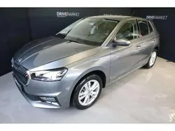 Gris Utilisé 2024 Skoda Fabia Selection Berline | 24 502 € (Prix juste)