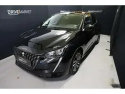 Noir Utilisé 2023 Peugeot 208 Allure Citadine | 18 890 € (Prix assez cher)
