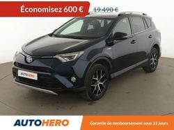 Bleu Utilisé 2016 Toyota RAV4 Hybrid Design SUV | 18 890 € (Bon prix)