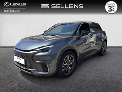 Noir Utilisé 2025 Lexus LBX SUV | 35 990 € (Prix juste)