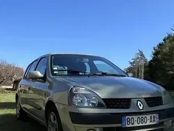 Utilisé 2003 Renault Clio II Berline | 1 950 € (Prix assez cher)