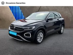 Noir intense nacrée Utilisé 2023 VW T-Roc Life SUV | 22 490 € (Prix juste)