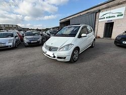 Blanc Utilisé 2010 Mercedes A180 Avantgarde Monospace | 5 499 € (Prix juste)
