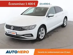 Blanc Utilisé 2019 VW Passat Business Berline | 20 090 € (Prix juste)