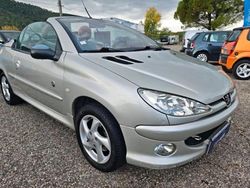 Gris Utilisé 2004 Peugeot 206 Cabriolet | 2 990 € (Prix cher)
