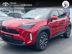 Rouge Utilisé 2024 Toyota Yaris Hybrid Design | 24 480 € (Prix juste)