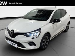 Blanc Utilisé 2023 Renault Clio V Evolution Citadine | 16 990 € (Prix assez cher)