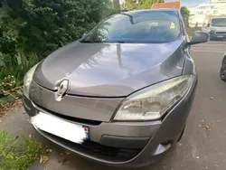 Gris Utilisé 2009 Renault Mégane III Dynamique Berline | 3 400 € (Prix juste)