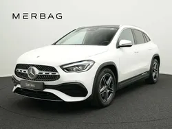 Blanc Utilisé 2023 Mercedes GLA200 AMG line SUV | 37 790 € (Bon prix)