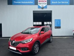 Rouge Utilisé 2020 Renault Kadjar Intens SUV | 19 995 € (Prix assez cher)