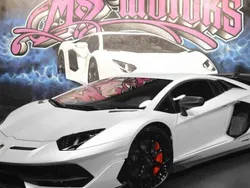 Lamborghini Aventador