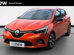 Orange Utilisé 2023 Renault Clio V Evolution Citadine | 13 990 € (Prix juste)