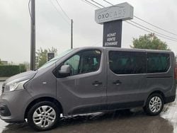 Gris Utilisé 2018 Renault Trafic Van | 23 490 € (Prix assez cher)