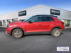Rouge Utilisé 2023 VW T-Roc Business SUV | 21 990 € (Bon prix)