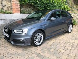 Gris Utilisé 2015 Audi A3 S-Line Coupé | 16 990 € (Prix juste)