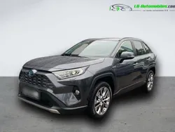 Utilisé 2021 Toyota RAV4 Hybrid SUV | 40 700 € (Prix juste)