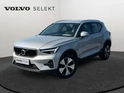 Gris Utilisé 2024 Volvo XC40 Core SUV | 33 835 € (Prix juste)