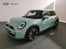 Utilisé 2024 Mini Cooper S Classic Citadine | 32 990 € (Prix juste)