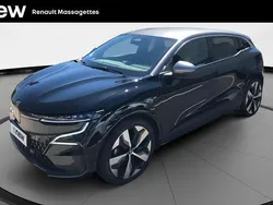 Noir Utilisé 2023 Renault Mégane Techno Berline | 25 000 € (Prix juste)