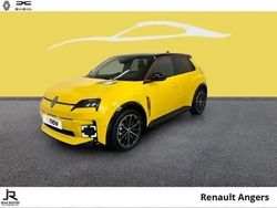 Jaune pop ! / toit noir etoilé Utilisé 2024 Renault 5 E-Tech Iconic Berline | 30 890 €