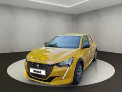 Jaune Utilisé 2022 Peugeot e-208 Active Citadine | 16 490 € (Prix juste)