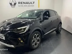 Noir Utilisé 2022 Renault Captur Techno SUV | 17 899 € (Prix juste)