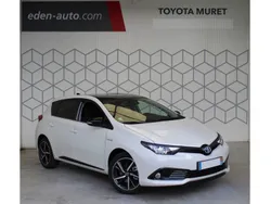 Blanc Utilisé 2017 Toyota Auris Berline | 16 980 € (Prix assez cher)