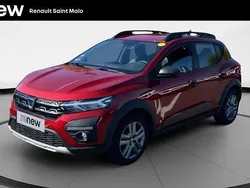 Rouge Utilisé 2022 Dacia Sandero Essentiel Citadine | 13 490 € (Prix juste)