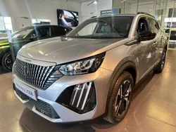 Gris Nouvelle 2024 Peugeot 2008 S SUV | 27 900 € (Prix assez cher)