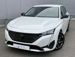Blanc Utilisé 2023 Peugeot 308 Allure Berline | 29 490 €