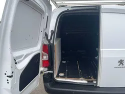 Blanc Utilisé 2021 Peugeot Expert S Van | 18 999 € (Prix juste)