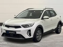 Blanc Utilisé 2022 Kia Stonic Active SUV | 15 799 € (Prix juste)