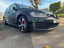 Noir Occasion 2014 VW Golf VII GTI Berline | 18 690 € (Prix juste)