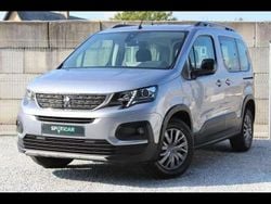 Gris Utilisé 2022 Peugeot Rifter Allure Monospace | 22 995 € (Prix cher)