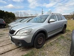 Gris Utilisé 2011 Skoda Octavia Scout Scout 4x4 Break | 1 000 €