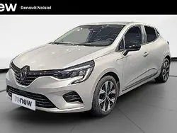 Gris Utilisé 2022 Renault Clio V Evolution Citadine | 16 480 € (Prix juste)