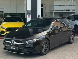 Noir Utilisé 2021 Mercedes A200 AMG line Berline | 27 990 € (Prix juste)