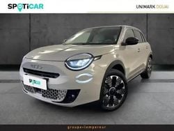 Sable earth métallisé Utilisé 2024 Fiat 600 La Prima SUV | 22 490 € (Prix juste)