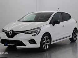 Utilisé 2023 Renault Clio V Evolution Berline | 16 999 € (Prix juste)