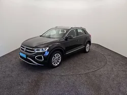 Noir Utilisé 2024 VW T-Roc Style SUV | 30 990 € (Prix juste)